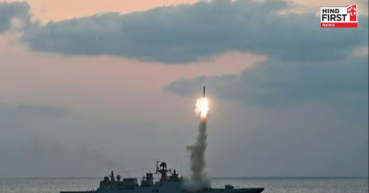 एक्शन में दिखी भारतीय नौसेना, एक के बाद एक किये मिसाइल परीक्षण, दिखाई अपनी ताकत एक्शन में दिखी भारतीय नौसेना, एक के बाद एक किये मिसाइल परीक्षण, दिखाई अपनी ताकत