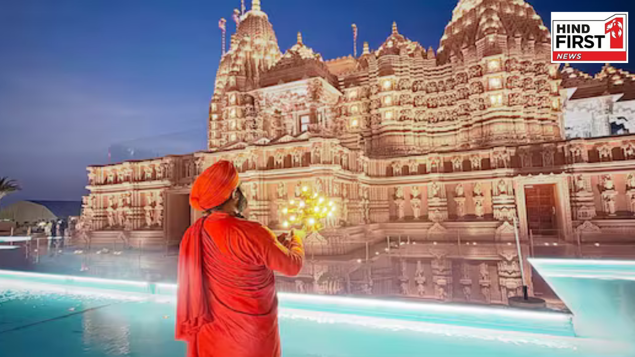 Ganga Aarti in Dubai: दुबई में गंगा आरती देख भाव विह्वल हुआ युवक, आप भी देखें वीडियो