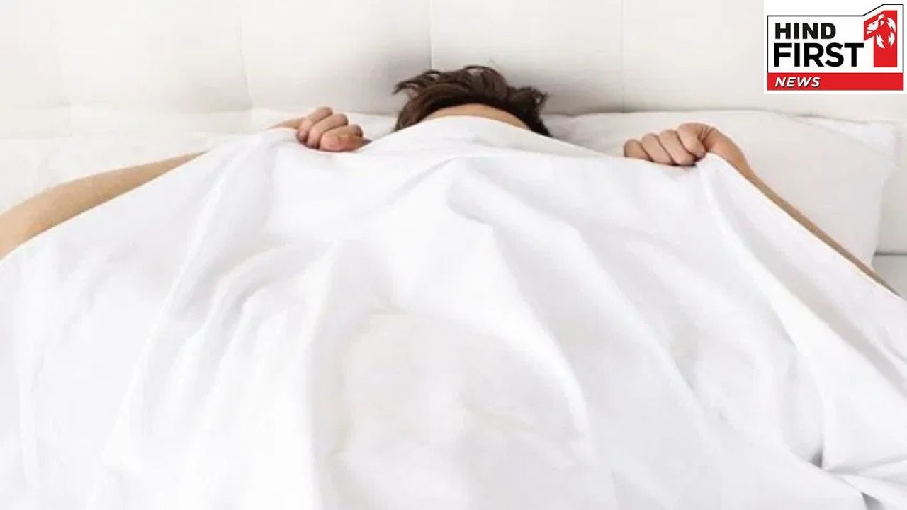 Health Risk: सर्दियों में मुंह ढककर सोते हैं तो हो जाइए सावधान, हो सकती है बड़ी समस्या